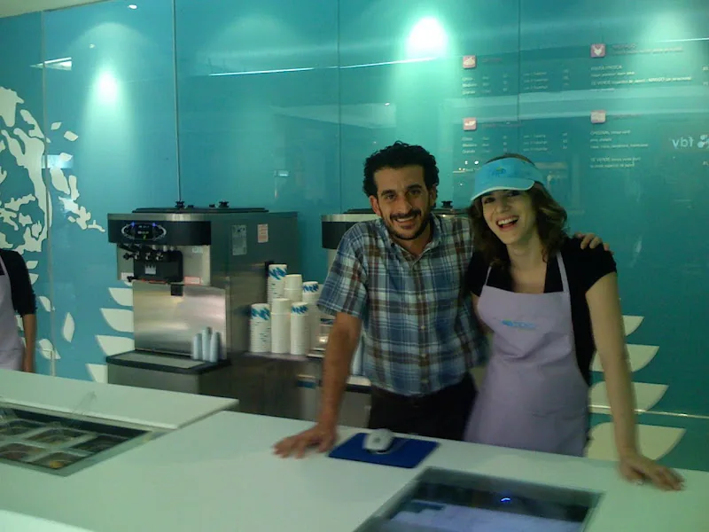 MOYO Frozen Yogurt
